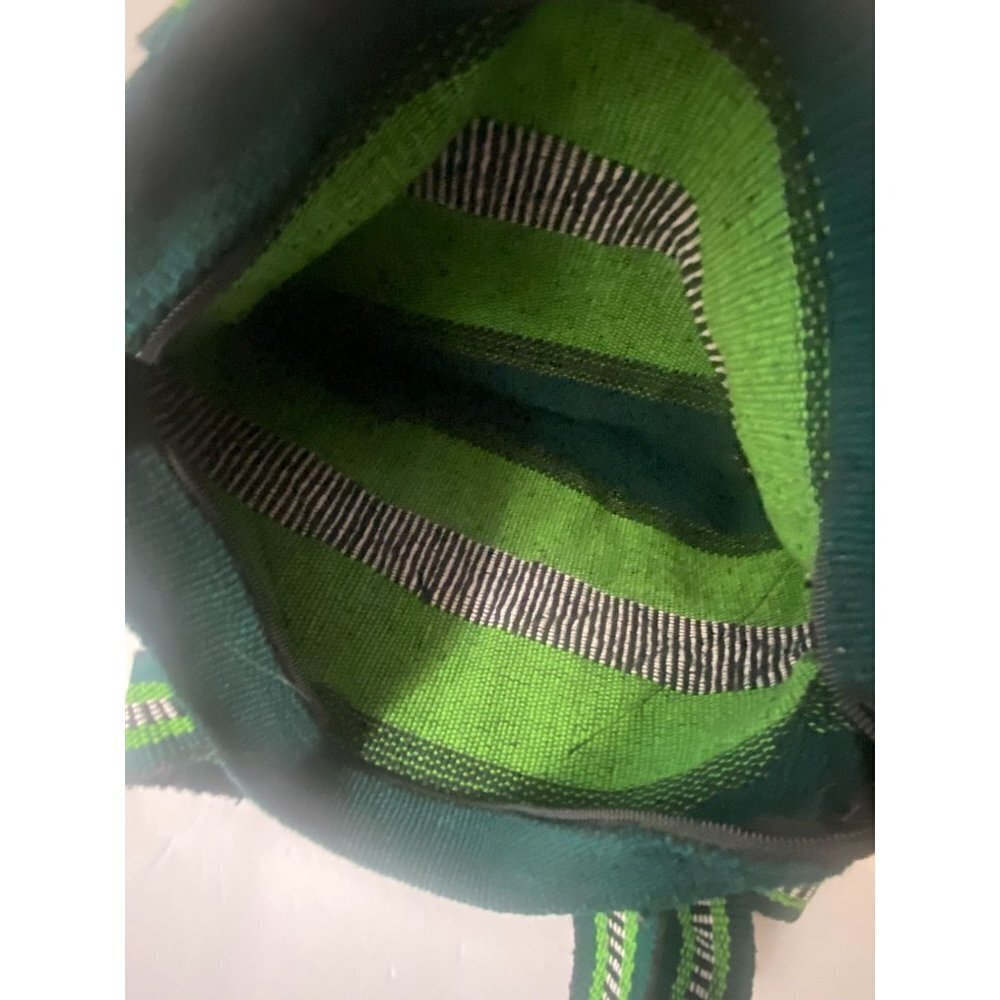 Pinzon Green and Black Mexican Artisan Shoulder Bag - Picture 4 of 4